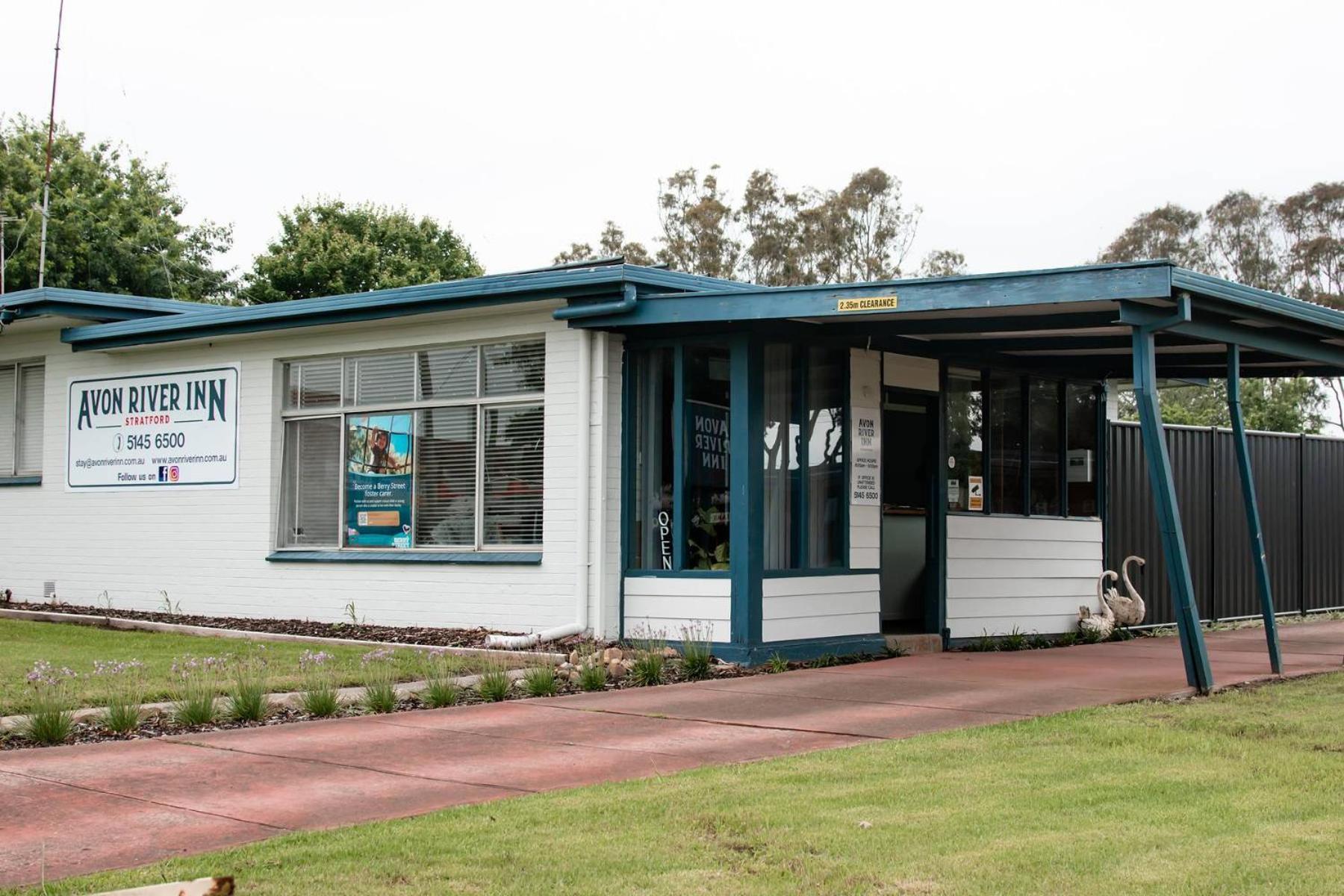 Avon River Inn Stratford Екстериор снимка